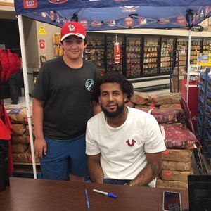 Meet your Posher, Isaac